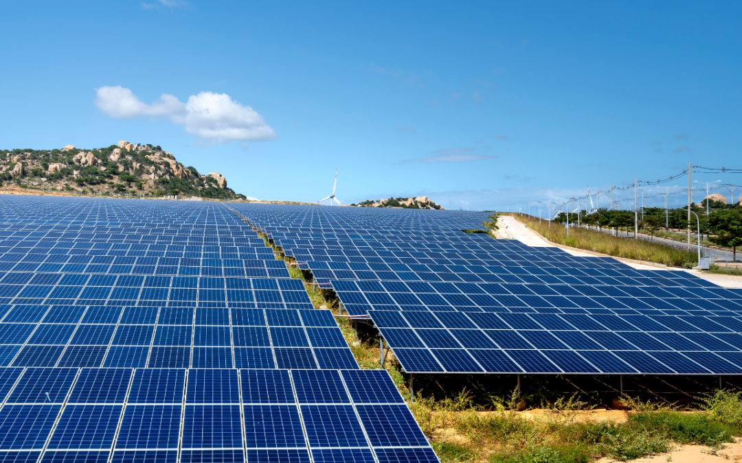China investe em energia solar em Angola e Nigéria: Por que Moçambique ainda espera?